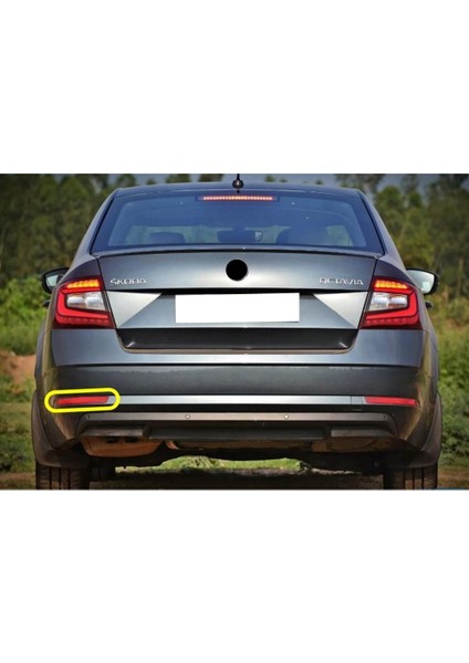 Skoda Octavia 3 Makyajlı 2018-20 Arka Tampon Sol Reflektör 5E5945105A