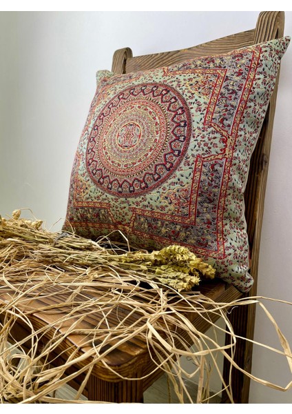 Kilim Desenli Kırlent