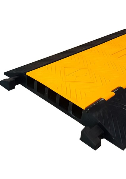 Kablo Kanallı Hız Kesici 5 Kanallı, Yol Kasisi 96 x 50,5 x 6 cm modelleri