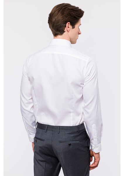 Erkek Beyaz Cooper Fit Düğmeli Yaka Non-Iron Spor Gömlek