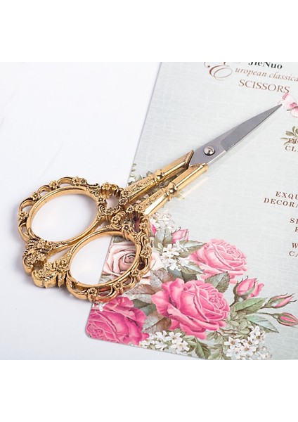 2 Adet Vintage Çiçek Desenli Makas 1 Adet Retro Makas Avrupa Antika Vintage Nail Art Makas 7.8*15 cm Boyutu Metal Tırnak Makası (Yurt Dışından)