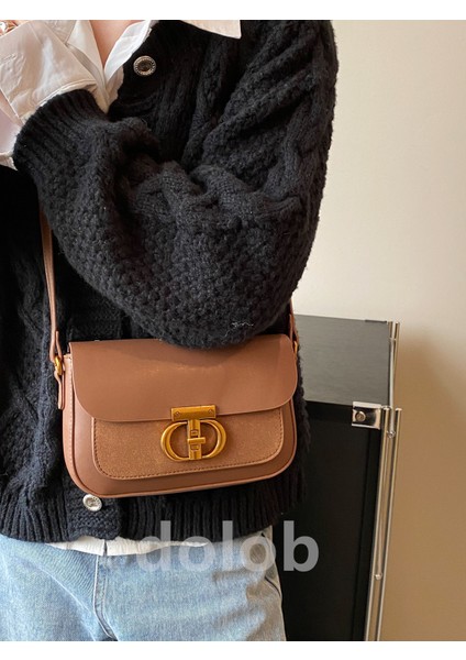 Kadınlar Için Üst Düzey Retro Küçük Çanta, Bu Yılın Popüler Maillard Yeni Çok Yönlü Çapraz Çanta, Tek Omuz Koltuk Altı Küçük Kare Çanta (Yurt Dışından) fiyatları