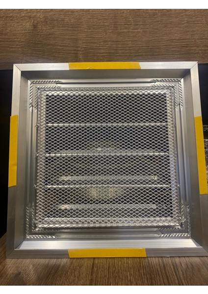 30X45 Alüminyum Menfez Yüzeysel Hareketli Parlak Krom modelleri
