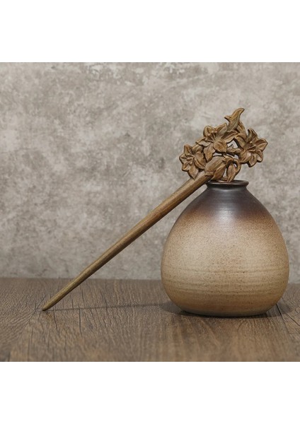 Stil 6 Çoklu Stiller Carve Tokalar Şekillendirici Araçları Antik Cheongsam Saç Tokası Klasik Vintage Sandal Ağacı Ahşap Butik (Yurt Dışından) fırsatları