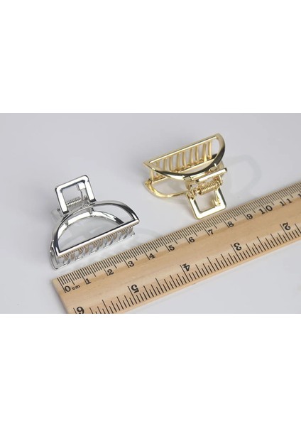 Altın 2020 Kadın Kızlar Geometrik Saç Pençe Kelepçeleri Saç Yengeç Ay Şekli Saç Tokası Pençeleri Düz Renk Aksesuarları Firkete Büyük/mini Boy (Yurt Dışından) indirimleri