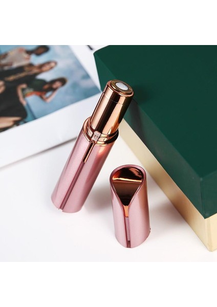 Beyaz USB USB Elektrikli Ruj Tıraş Makinesi Epilasyon Makinesi Kaş Düzeltici Kadın Epilasyon Cihazı Mini Yüz Epilasyon Enstrümanı (Yurt Dışından) modelleri