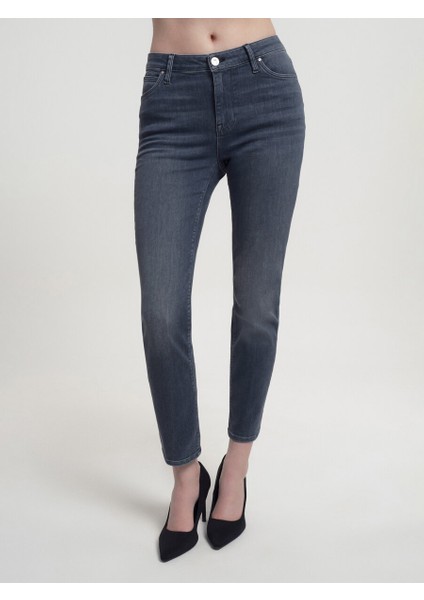 Elena Slim Fit Kadın Pantolon fiyatları