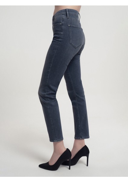 Elena Slim Fit Kadın Pantolon modelleri