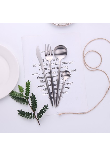 Tatlı Çatalı 1 Adet Gümüş Sofra Seti 18/10 Paslanmaz Çelik Sofra Çatal Bıçak Kaşık Seti Çatal Kaşık Tereyağı Bıçağı Çubuklarını Mat Yemek Takımı Setleri (Yurt Dışından) fırsatları