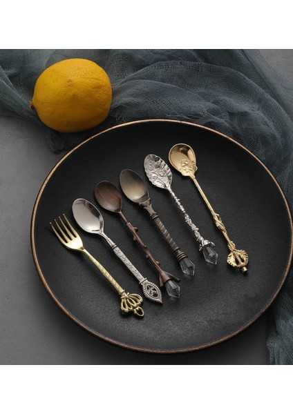 Kırmızı Bronz Avrupa Tarzı Mahkeme Sofra 6 Takım Kraliyet Tarzı Metal Oyma Meyve Çatalı Vintage Kahve Kaşığı Tatlı Masa Dekoratif Kaşık (Yurt Dışından) indirimleri