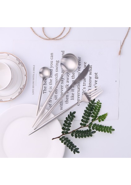 Yemek Kaşığı 1 Adet Gümüş Sofra Seti 18/10 Paslanmaz Çelik Sofra Çatal Bıçak Kaşık Seti Çatal Kaşık Tereyağı Bıçağı Çubuklarını Mat Yemek Takımı Setleri (Yurt Dışından)