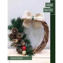 Tasarım Sentezi Yılbaşı Kapı Süsü Çelenk Kozalak Çan Duvar Dekoratif Süs Yeni Yıl Noel Hediyesi Christmas 35CM