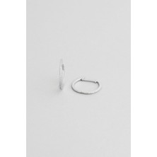 So CHIC Beyaz Minimal Taşlı 18 Ayar Beyaz Altın Kaplama Gümüş Halka Küpe