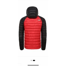 The North East The North Face Trevaıl Erkek Outdoor Mont Tnf Red/tnf Black