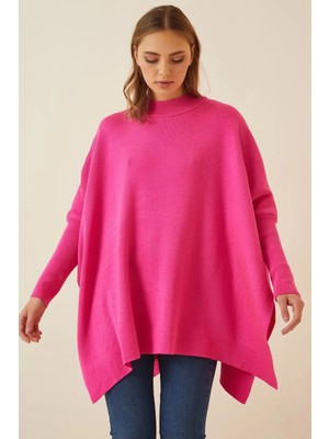 Hazelin Kadın Canlı Pembe Oversize Yırtmaçlı Panço Triko Kazak HZL23W-BD1100761