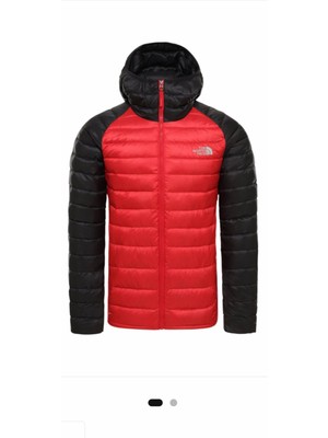 The North East The North Face Trevaıl Erkek Outdoor Mont Tnf Red/tnf Black