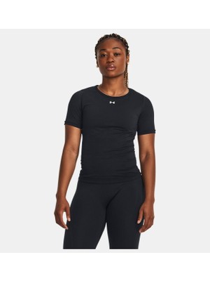 Under Armour Kadın Dikişsiz Kısa Kollu Siyah Tişört Yumuşak Kumaş ve Nefes Alabilir Özellikler