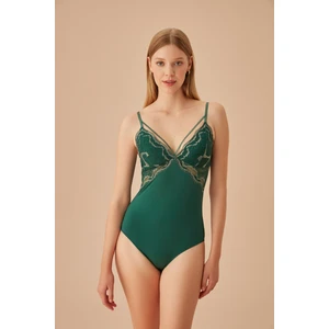 Chloe Body