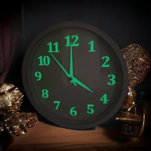 Fosforlu Gece Parlayan Beyaz Salon Ofis Duvar Saati 22 cm 4 Adet Bez Çanta li