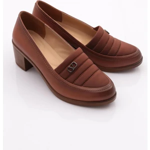 23042 Kadin Topuklu Ayakkabı