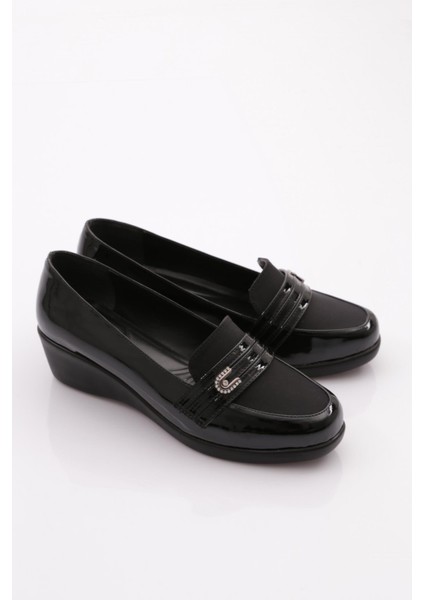 23082 Kadin Önü Şeritli Comfort Ayakkabi fiyatları