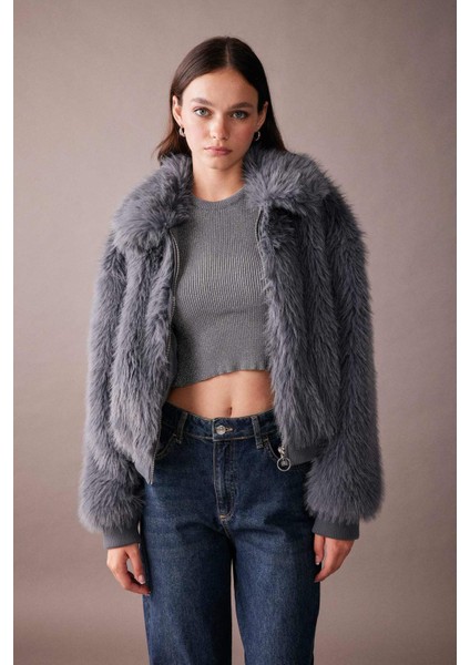 Regular Fit Pelüş Suni Kürk B2442AX23WN