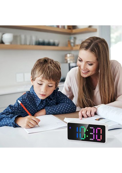 Gökkuşağı Renkli LED Dijital Çalar Saat, Erteleme, Ayarlanabilir Ses Seviyesi, Kolay Kullanım, Yatak Odası Için Çıkış Gücü, Masa, Siyah (Yurt Dışından)