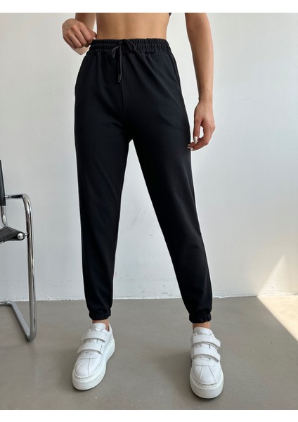 Kadın Siyah Yüksek Belli Jogger Eşofman Altı Paça Lastikli