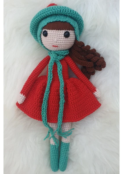 Kelebeğin Rüyası Hobi Evi Amigurumi  Kırmızı Elbiseli Narin Kız Bebek