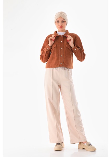 Çıt Çıt Düğmeli Kısa Kaşe Kadın Mont modelleri