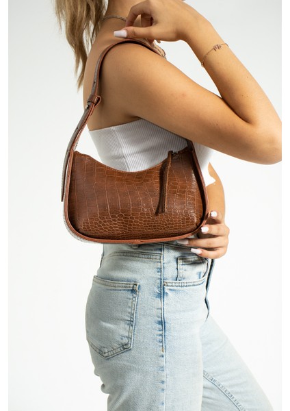 Kadın Kroko Desenli Baget Çanta fiyatları