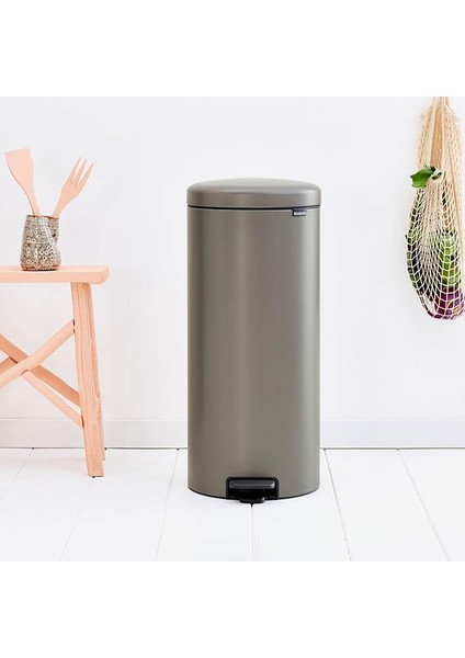 Çöp Kutusu 30 Litre Newicon Pedallı Platin 114441 fiyatları