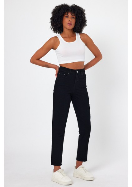 Mom Jeans