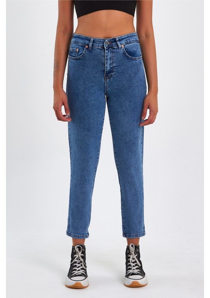 Mom Jeans