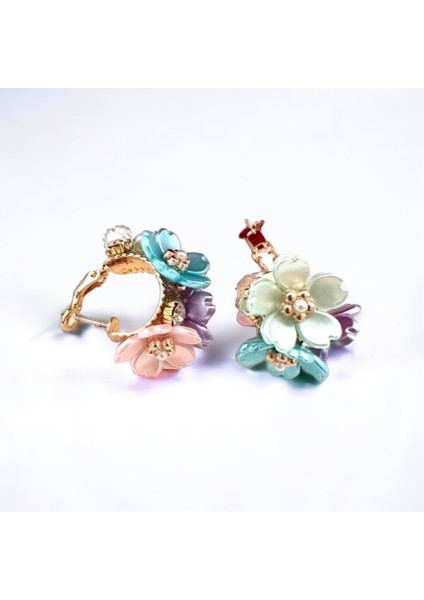Çok Renkli Altın Kaplama Çiçek Desenli Küçük Halka Küpe