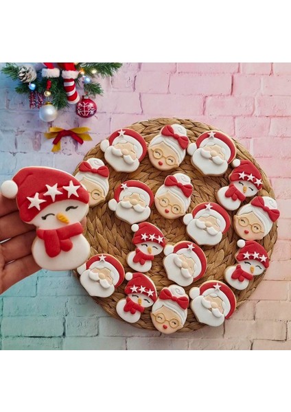 Yılbaşına Özel Noel Baba Noel Anne ve Kardanadam Butik Kurabiye - 20 Adet