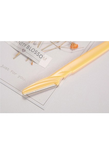 3 Adet Rastgele Renk 3 Adet Rastgele Renk Kadın Kaş Düzeltici Şekillendirici Yüz Usturası (Yurt Dışından) indirimleri