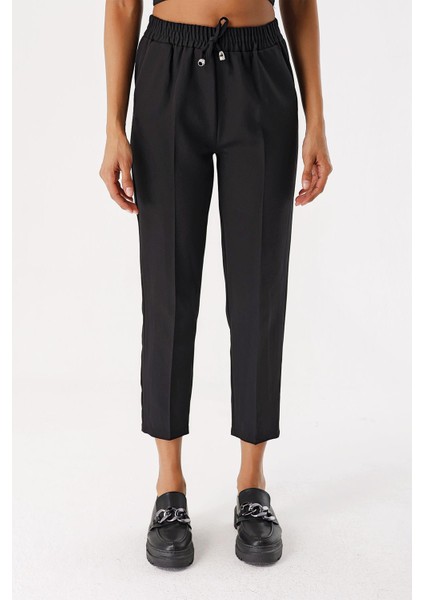 Kadın Siyah Beli Lastikli Jogger Pantolon fırsatları