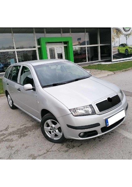 Skoda Fabia 1 2000-2008 Sağ Ön Far Lambası Içi Siyah Tip 6Y1941016P