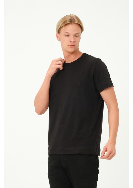 Erkek Regular Fit Kısa Kollu Keten Siyah T-Shirt modelleri