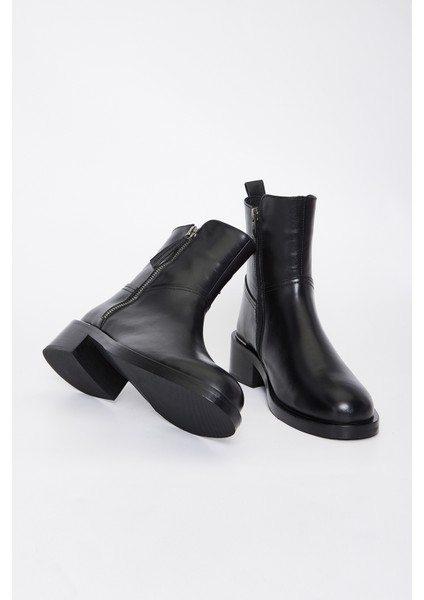 Kadın Siyah Deri Casual Bot 33 28516 Bn Bot SK23/24 modelleri