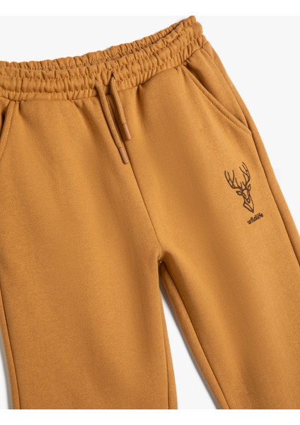 Jogger Eşofman Altı Geyik Baskılı Beli Bağlamalı Şardonlu modelleri