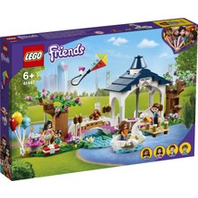LEGO® Friends Heartlake City Parkı 41447  - Çocuklar için Oyuncak Yapım Seti (432 Parça)