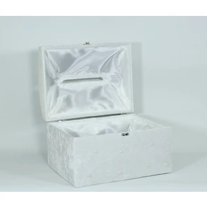 Zarf Takı Sandığı Ekru Büyük Boy Kadife ve Saten Kaplama 30x38x26 cm Şık Tasarım