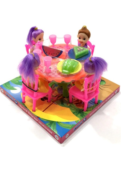 Meryem'in 4'lü Arkadaş Masası Oyuncak Aksesuarlı Yemek Masası