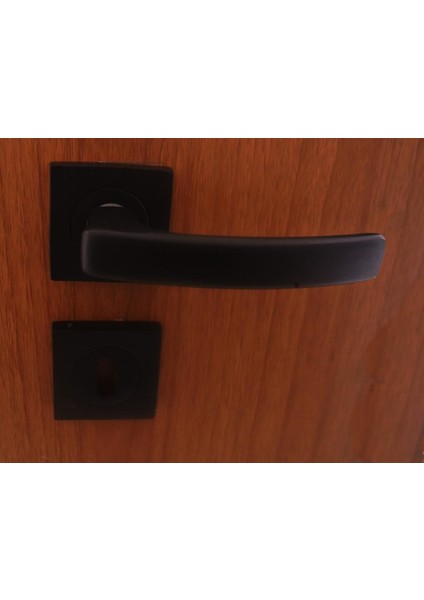 Çelebi Mat Siyah Rozetli Kapı Kolu Wc