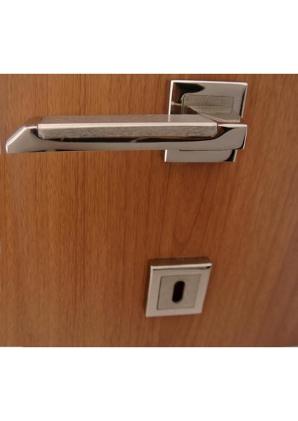 Küba Rozetli Kapı Kolu Wc