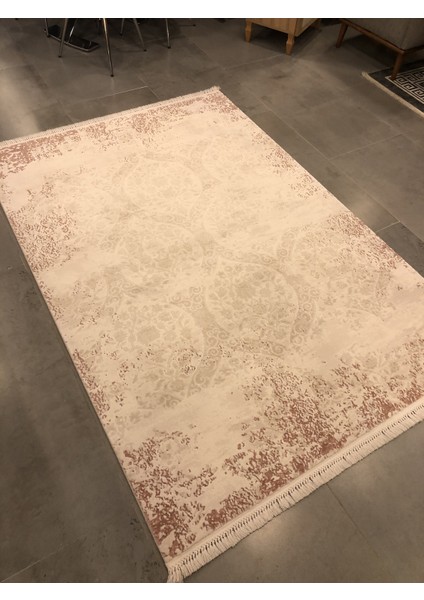 Pembe Cavalier Oda Halı 160 x 230 cm 1704B