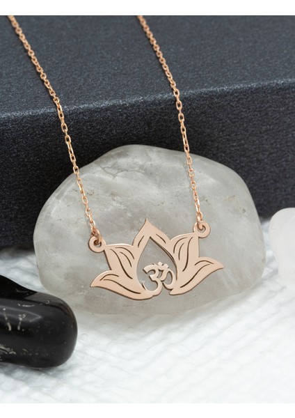 Lotus Aum Kolye Kadın Gümüş Kolye