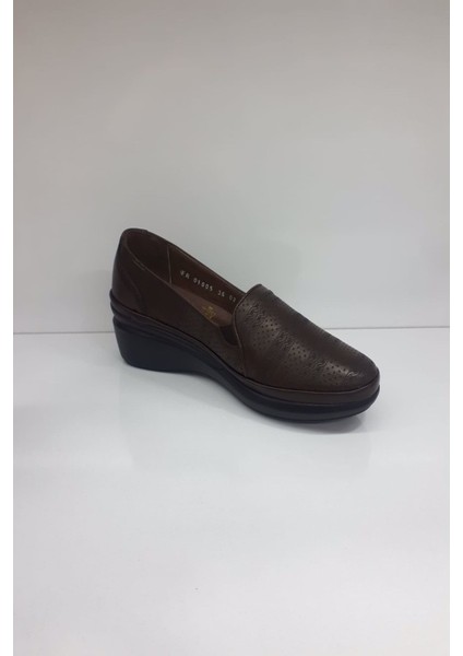 01005 Kadın Deri Günlük Comfort Ayakkabı